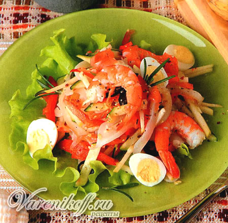 Салат с семгой и кальмарами